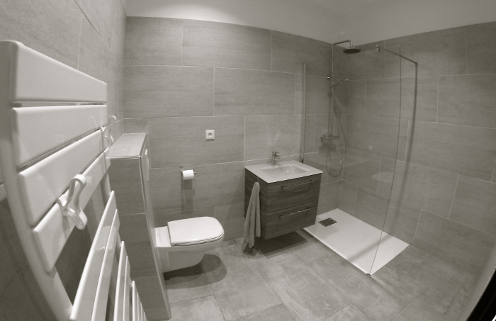 Centre Gem Ainsi Douche